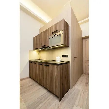 Studio In 1 Апартаменты